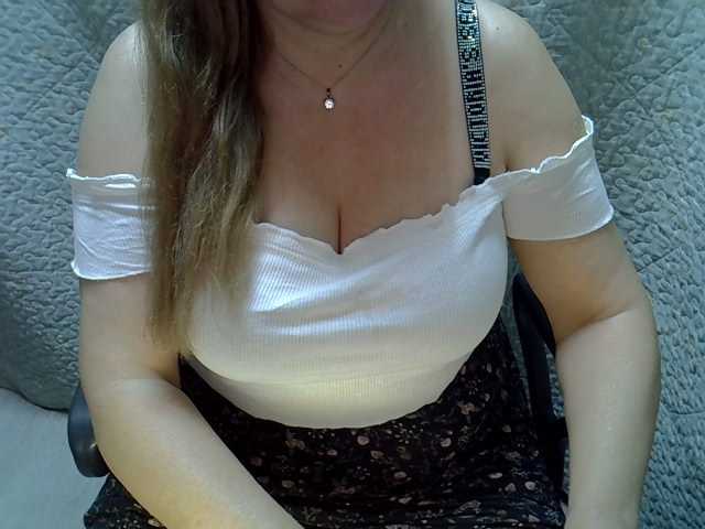 Neznakomka44, en directo ahora en BongaCams