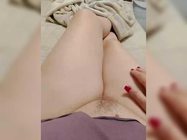 Neznakomka44 live cam on BongaCams