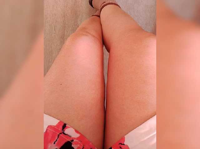 Neznakomka44 live cam on BongaCams