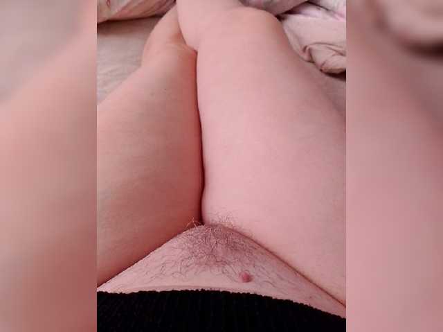 Neznakomka44 live cam on BongaCams