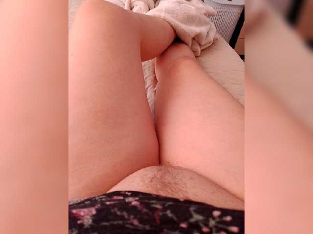 Neznakomka44 live cam on BongaCams