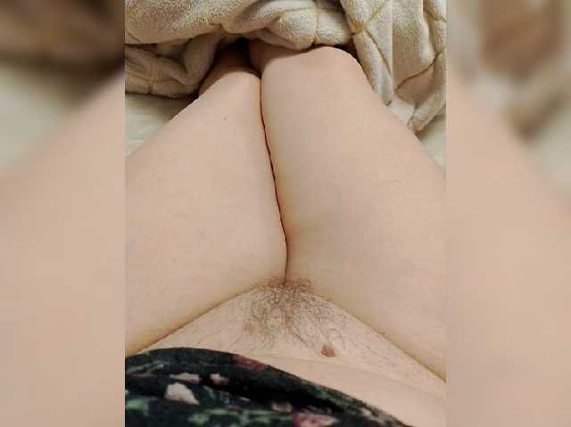 Neznakomka44 live cam on BongaCams