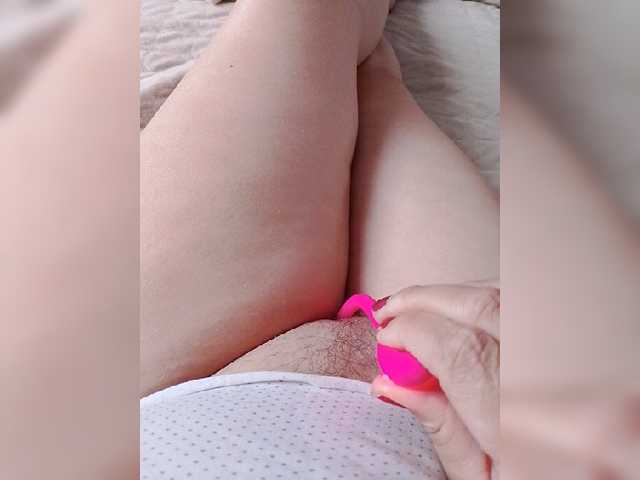 Neznakomka44 live webcam show