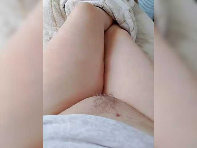 Neznakomka44 live cam on BongaCams