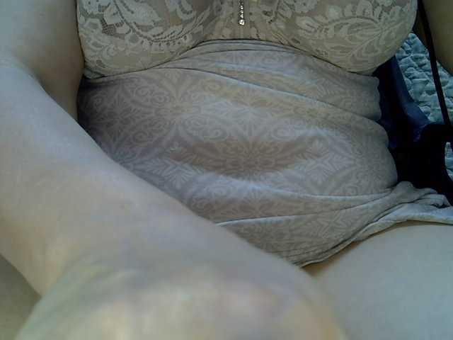 Neznakomka44, en vivo ahora en BongaCams