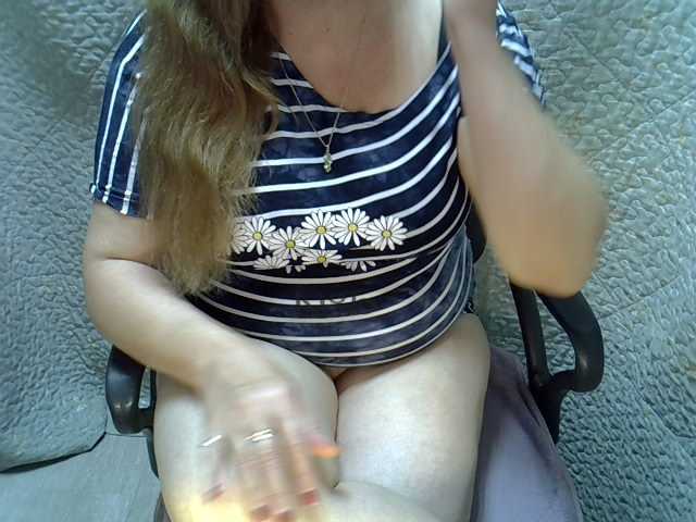 Neznakomka44 live cam on BongaCams