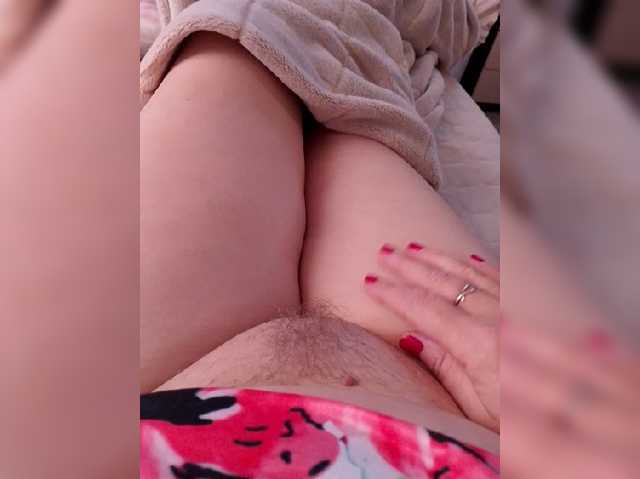 Neznakomka44, live now on BongaCams
