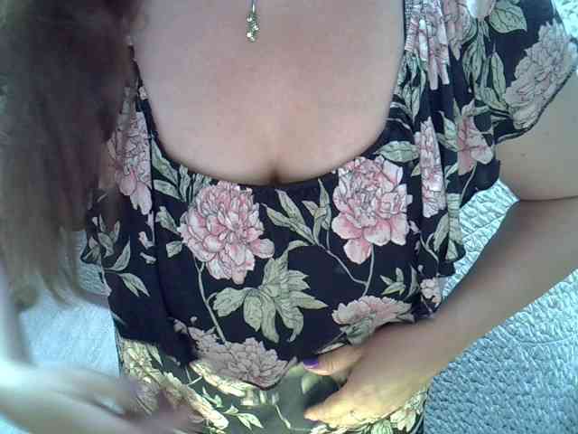 Neznakomka44 webcam
