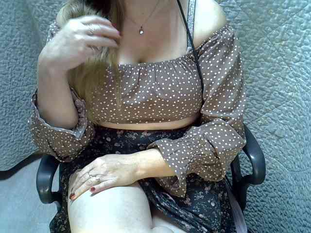 Neznakomka44 webcam
