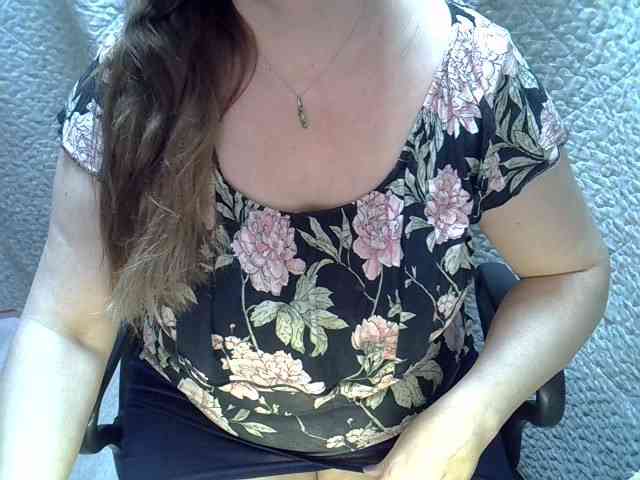 Neznakomka44 webcam