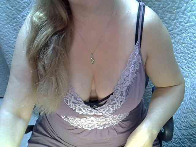 Neznakomka44 webcam