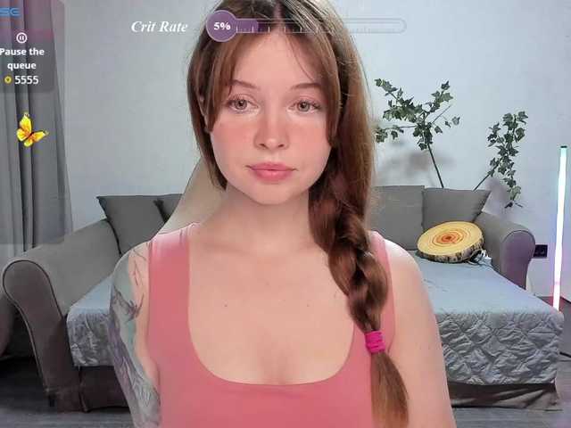 YOUWARKEE live webcam show