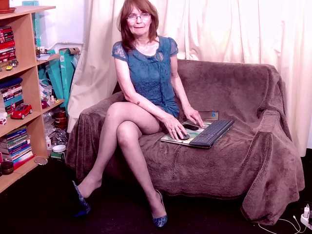 Sex chat gratuit in direct cu AngieGreen pe BongaCams
