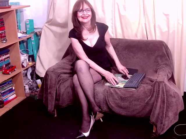 AngieGreen