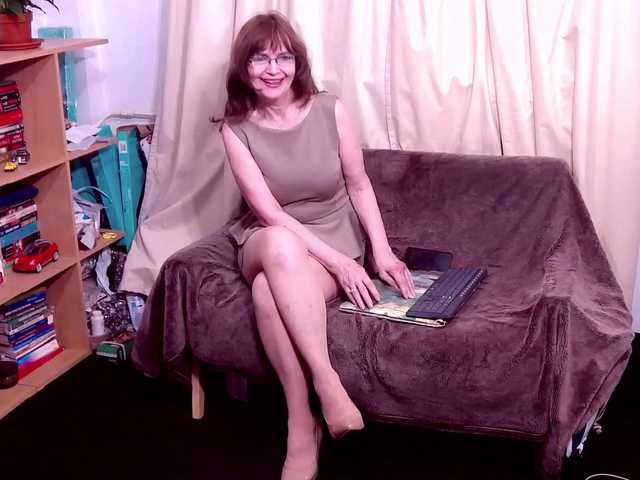 go to chat with AngieGreen