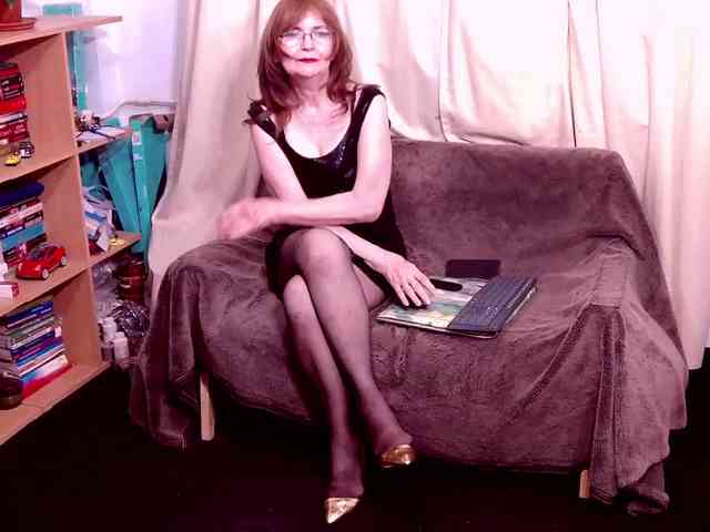 AngieGreen webcam