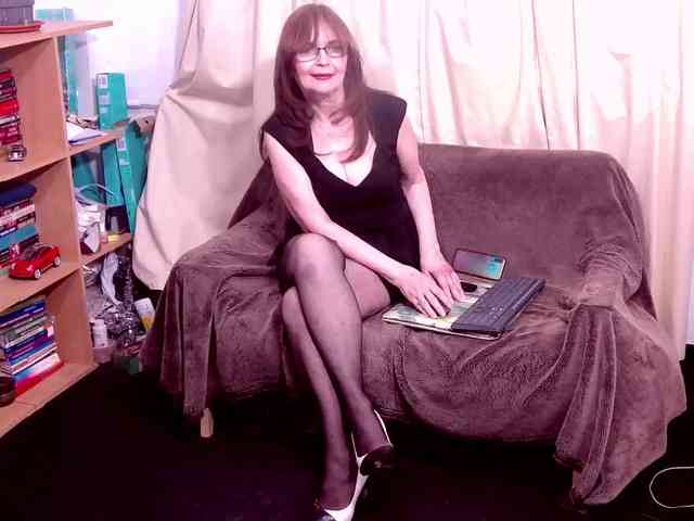 AngieGreen AngieGreen