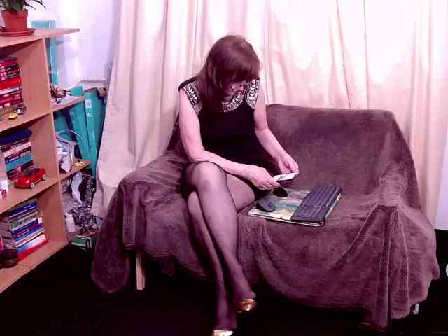 AngieGreen webcam