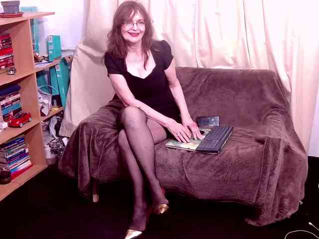 AngieGreen