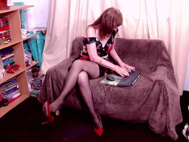 AngieGreen webcam