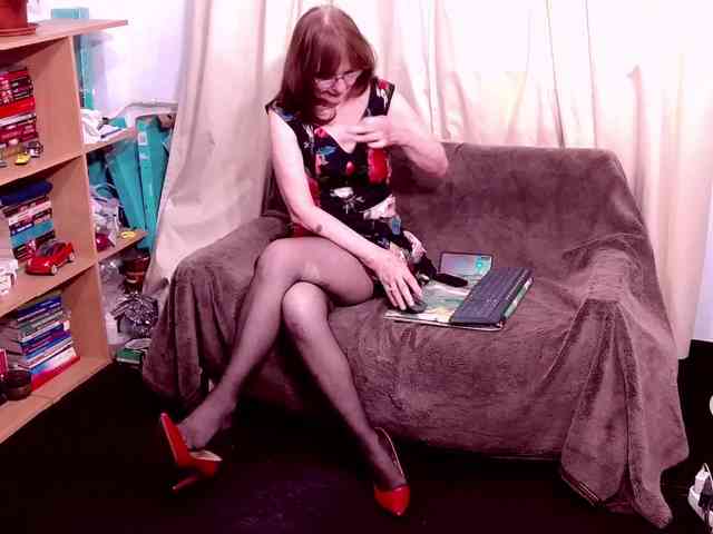 AngieGreen webcam