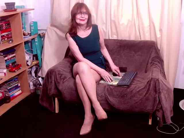 AngieGreen webcam