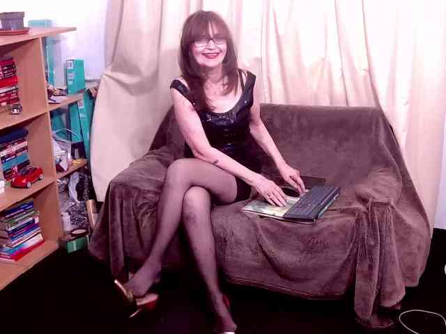 AngieGreen webcam
