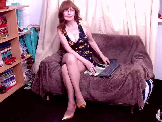 AngieGreen webcam
