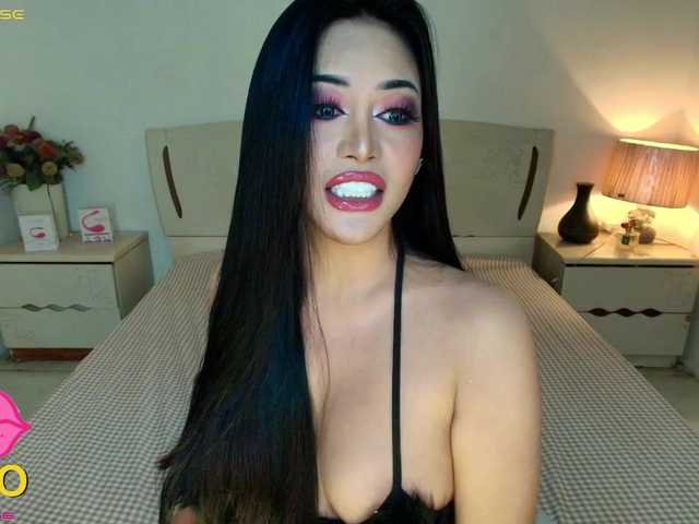 MsLadyCum live webcam show