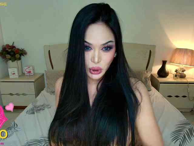 MsLadyCum Live Webcam on BongaCams