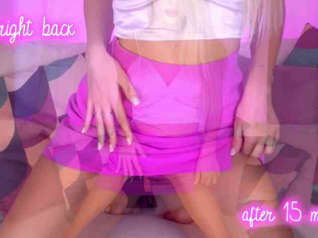 EllieMoore webcam