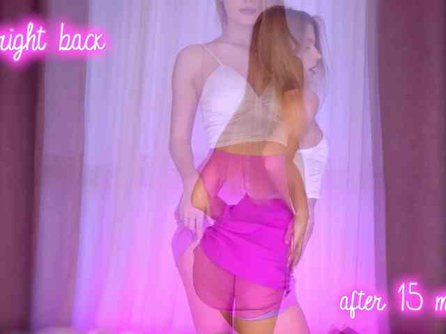 EllieMoore webcam