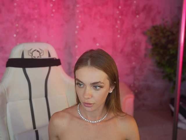 Anabelka054 live cam on BongaCams
