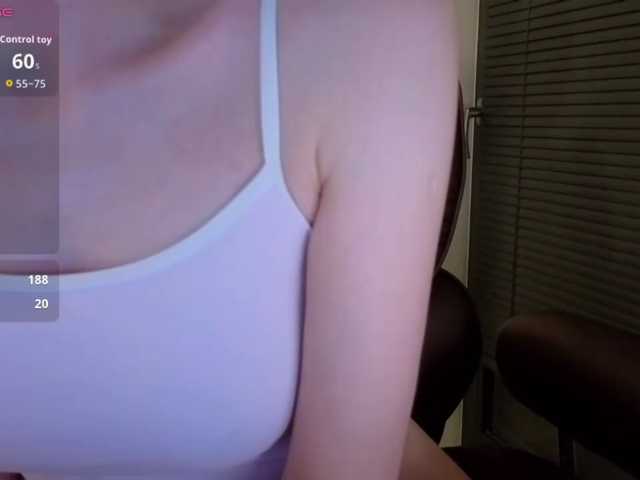 VikkiMikki, en directo ahora en BongaCams