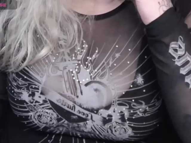 Nimphotease, en directo ahora en BongaCams