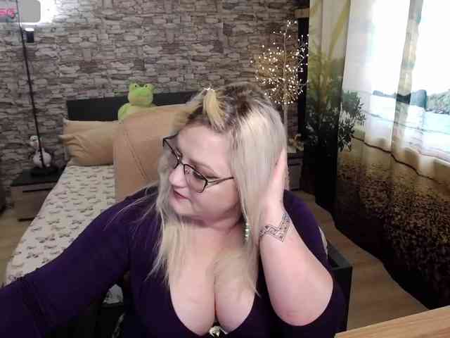 Nimphotease