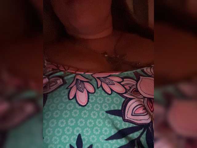 JadeLynn365 live cam on BongaCams