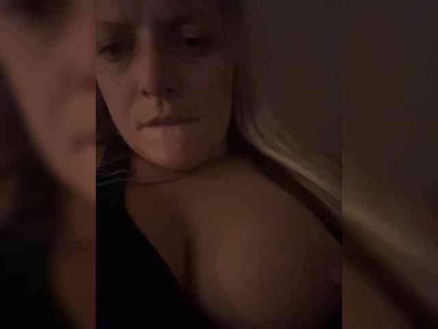 JadeLynn365 webcam