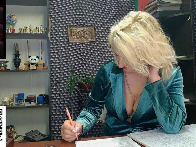 Nadin-slut live cam on BongaCams