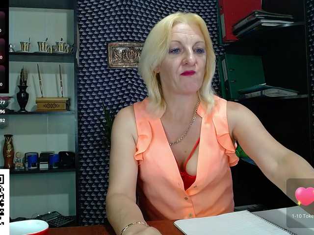 Nadin-slut live cam on BongaCams