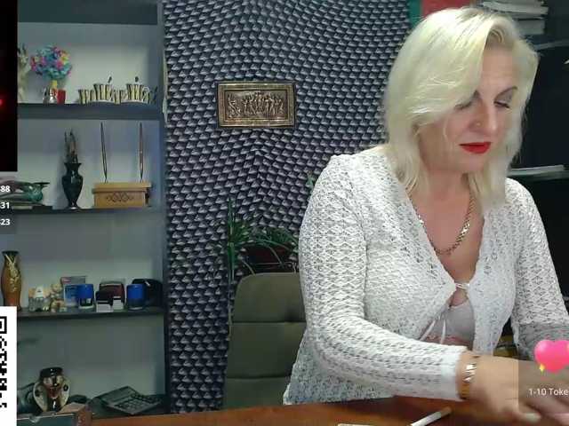 Nadin-slut live cam on BongaCams
