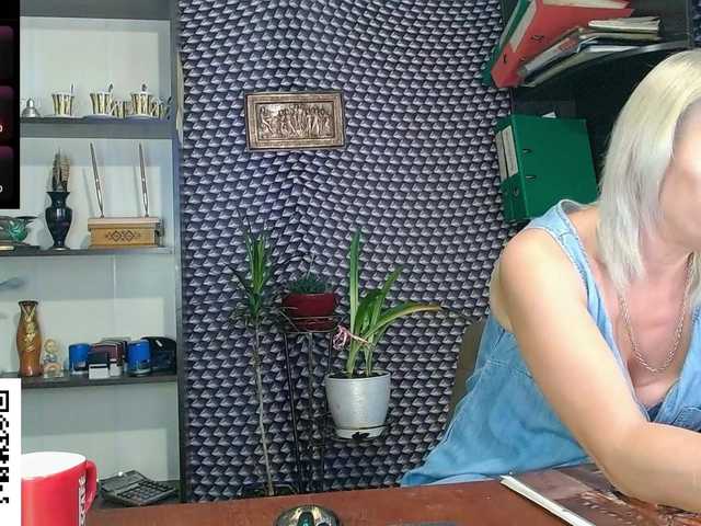 Nadin-slut live cam on BongaCams