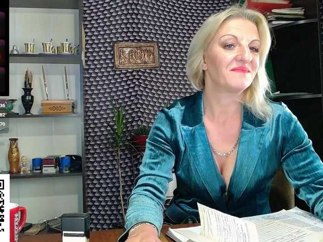 Nadin-slut live cam on BongaCams