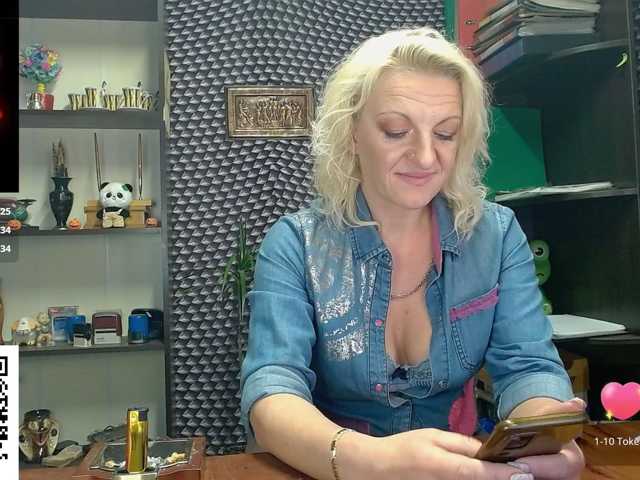 Nadin-slut live cam