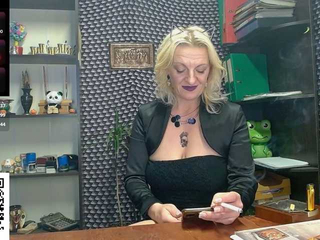 Nadin-slut live cam on BongaCams