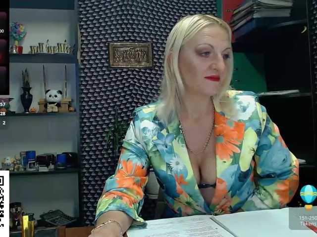 Nadin-slut live cam on BongaCams