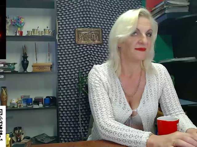 Nadin-slut live cam on BongaCams