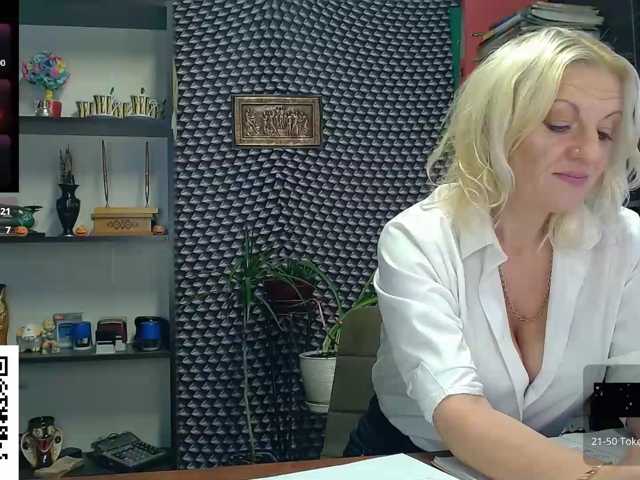 Nadin-slut live cam on BongaCams