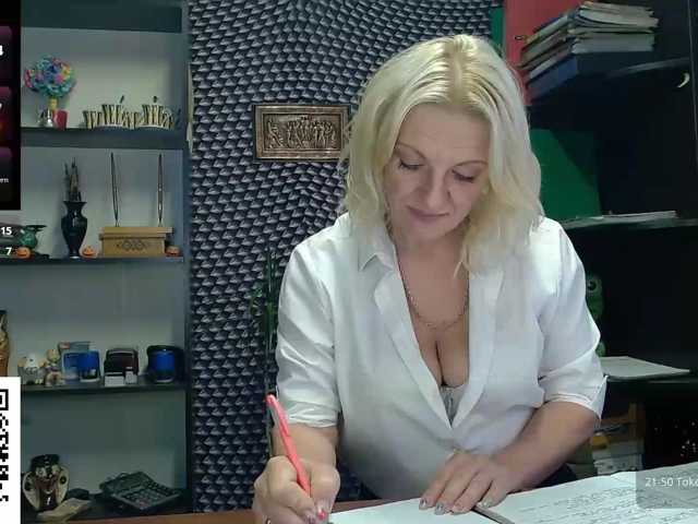 Nadin-slut live cam on BongaCams