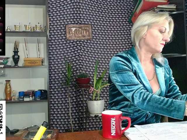 Nadin-slut live cam on BongaCams